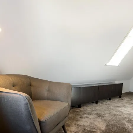 N 28 Bb Apartment